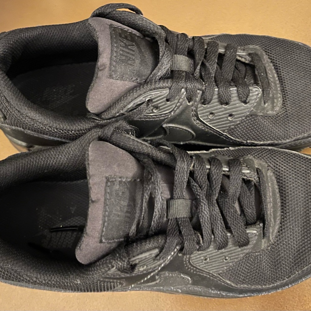 Nike Men's All-Black Sneakers